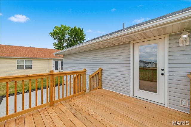 104 Briarwood Drive, Moscow Mills, MO 63362