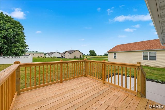 104 Briarwood Drive, Moscow Mills, MO 63362