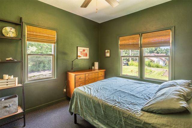 202 Hillside Avenue, Des Moines, IA 50315