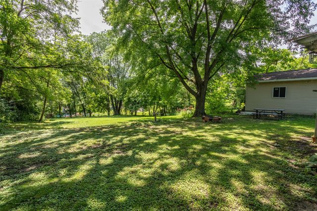 202 Hillside Avenue, Des Moines, IA 50315