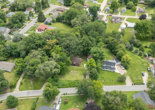 202 Hillside Avenue, Des Moines, IA 50315