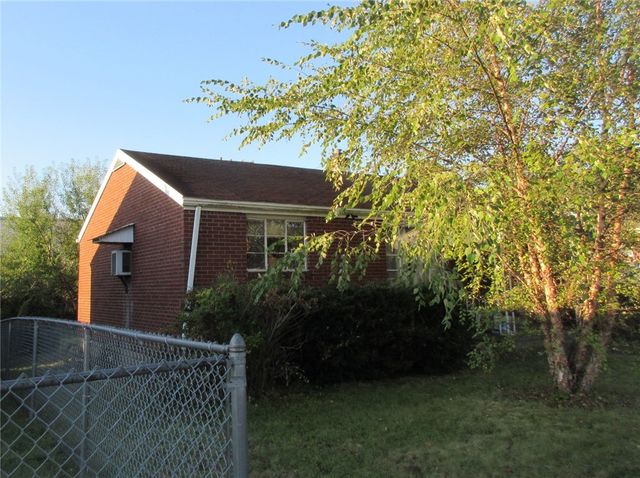 1027 1st St, Mckees Rocks, PA 15136