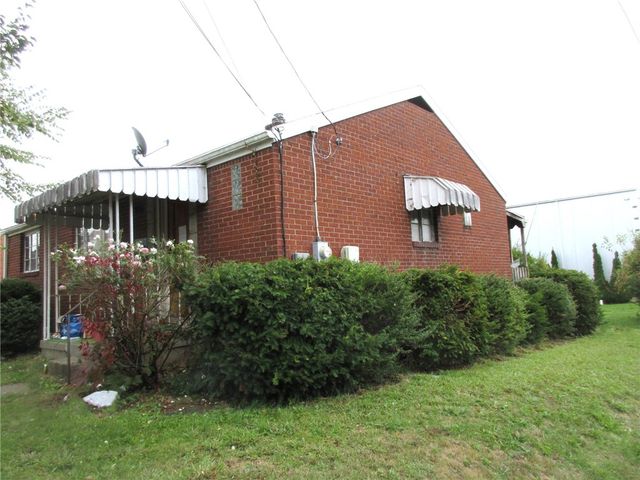 1027 1st St, Mckees Rocks, PA 15136