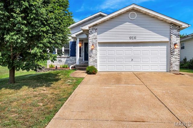 916 Valentine Street, Festus, MO 63028
