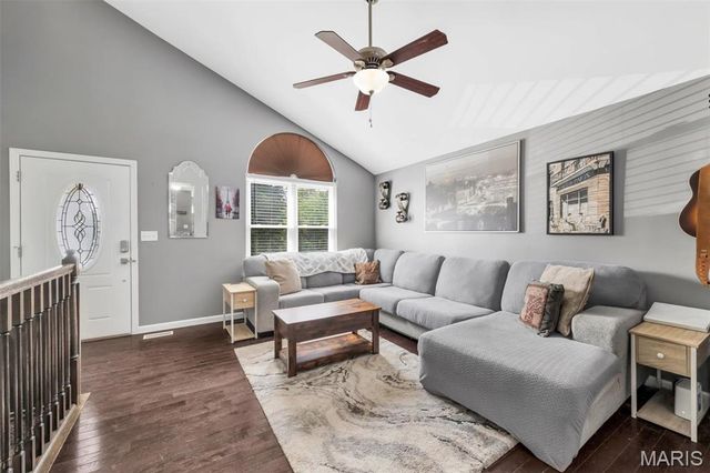 916 Valentine Street, Festus, MO 63028