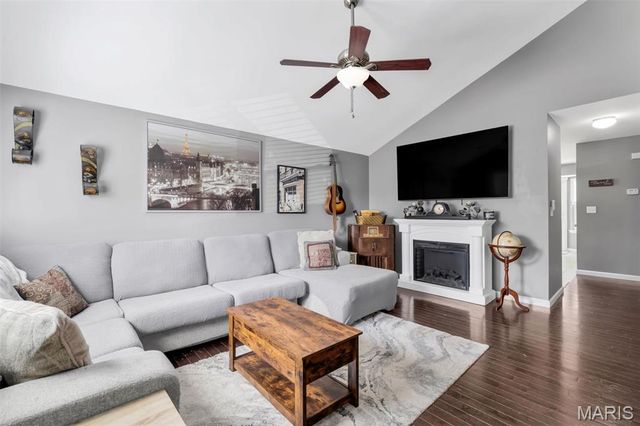 916 Valentine Street, Festus, MO 63028