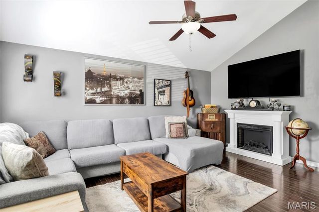 916 Valentine Street, Festus, MO 63028