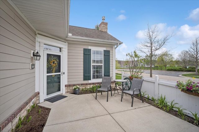 640 Schumann Street, Woodstock, IL 60098