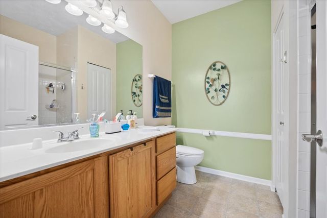 640 Schumann Street, Woodstock, IL 60098