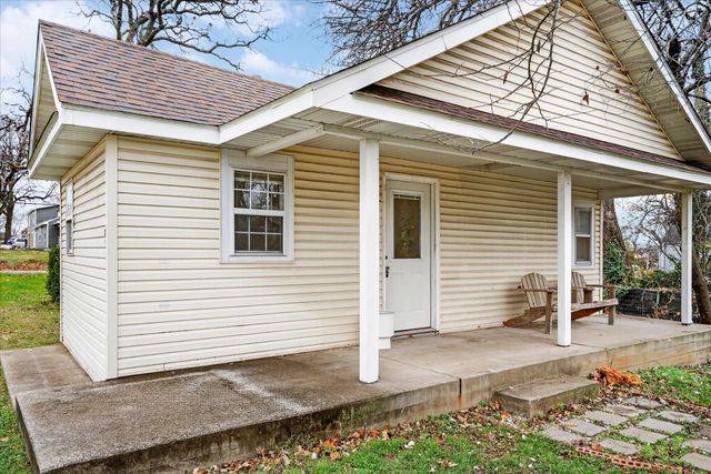 2800 N Grant Avenue, Springfield, MO 65803