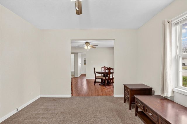 2800 N Grant Avenue, Springfield, MO 65803