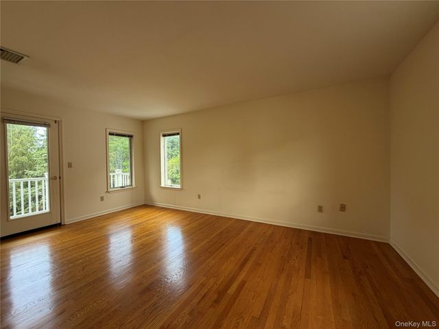 6 Cornell Place, Rye, NY 10580