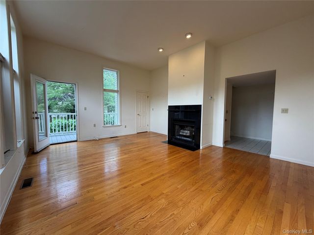 6 Cornell Place, Rye, NY 10580
