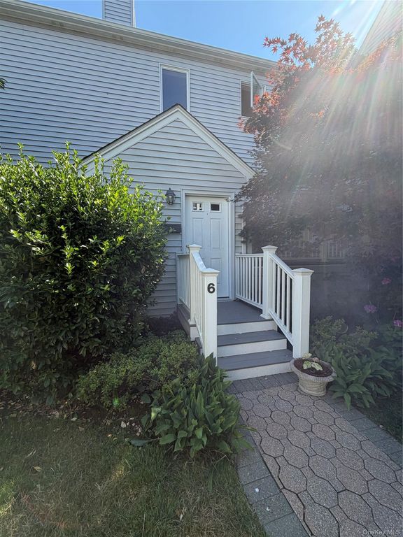 6 Cornell Place, Rye, NY 10580