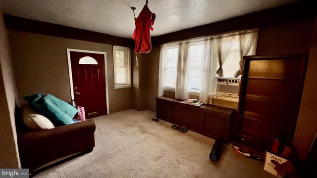 5401 GAINOR RD, Philadelphia, PA 19131