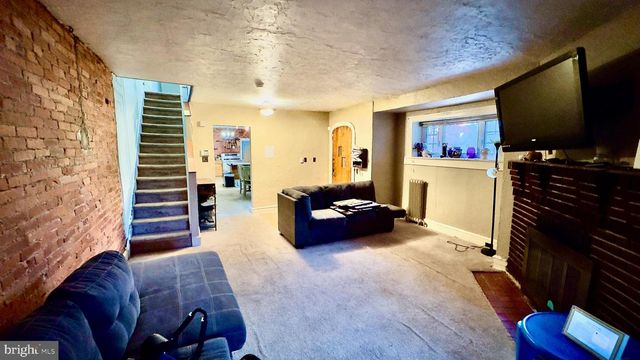 5401 GAINOR RD, Philadelphia, PA 19131