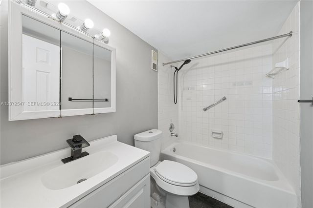 5055 NW 7th Street 409, Miami, FL 33126