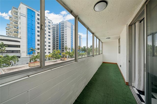 5055 NW 7th Street 409, Miami, FL 33126