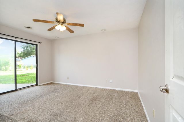 2445 Buttonwood Drive, Manhattan, KS 66502
