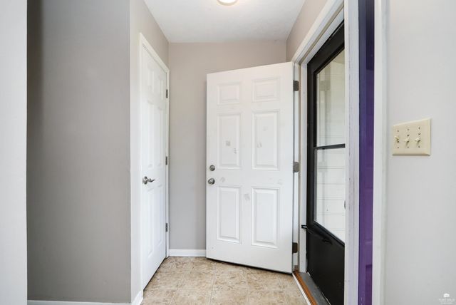 2445 Buttonwood Drive, Manhattan, KS 66502