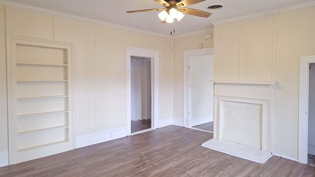 810 Chestnut Street, Laurens, SC 29360