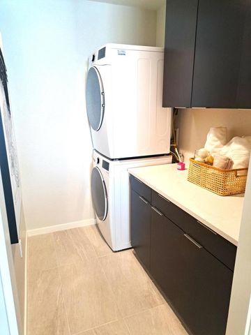 798 Obsidian Loop E, Palm Springs, CA 92264