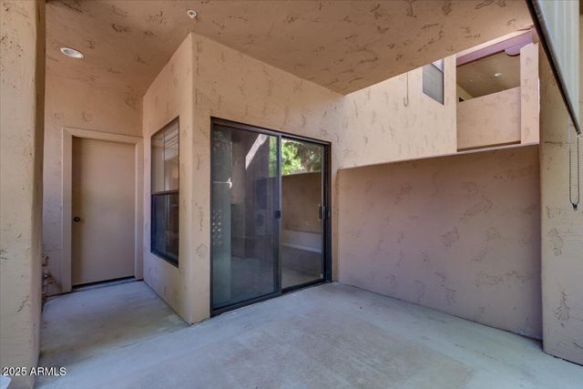 1351 N PLEASANT Drive 1060, Chandler, AZ 85225