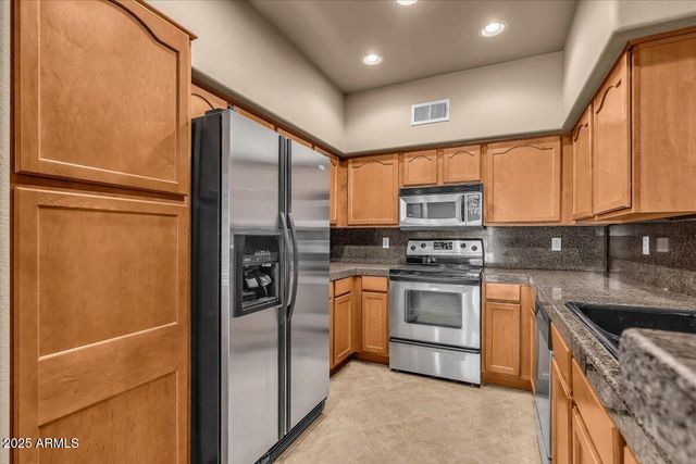 1351 N PLEASANT Drive 1060, Chandler, AZ 85225