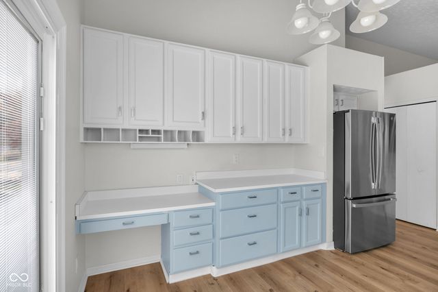 6658 Aintree Court, Indianapolis, IN 46250