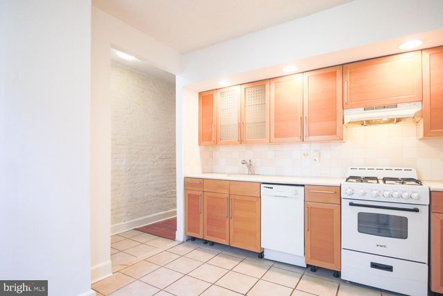 2204 KATER ST, Philadelphia, PA 19146