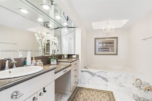 20191 E Country Club Dr 1102, Aventura, FL 33180