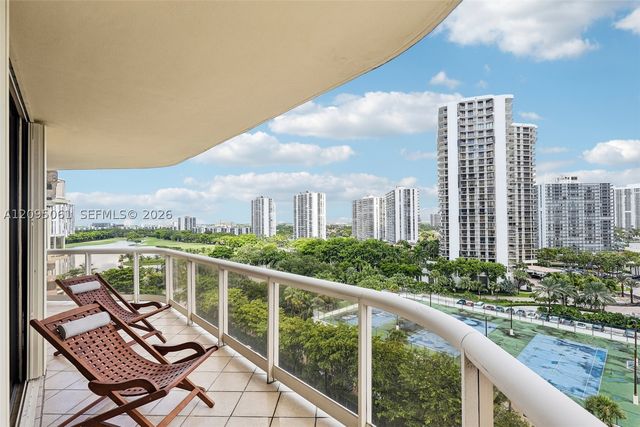 20191 E Country Club Dr 1102, Aventura, FL 33180