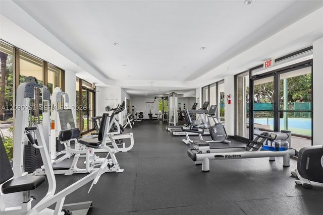 20191 E Country Club Dr 1102, Aventura, FL 33180