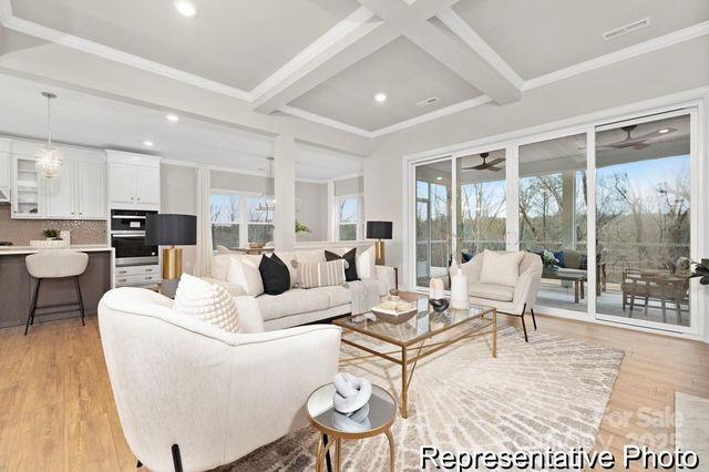 105 W Rice Planters Way 1p, Statesville, NC 28625