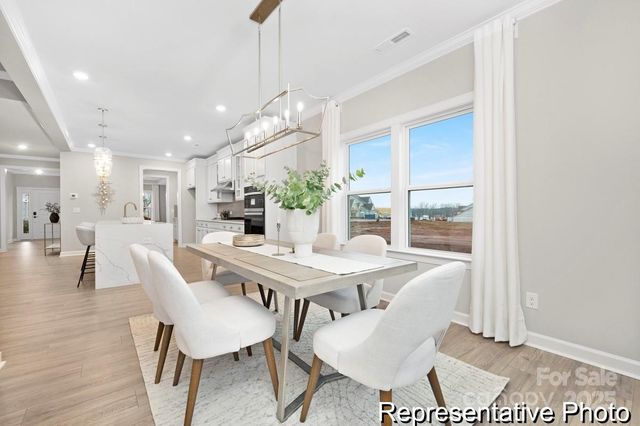 105 W Rice Planters Way 1p, Statesville, NC 28625