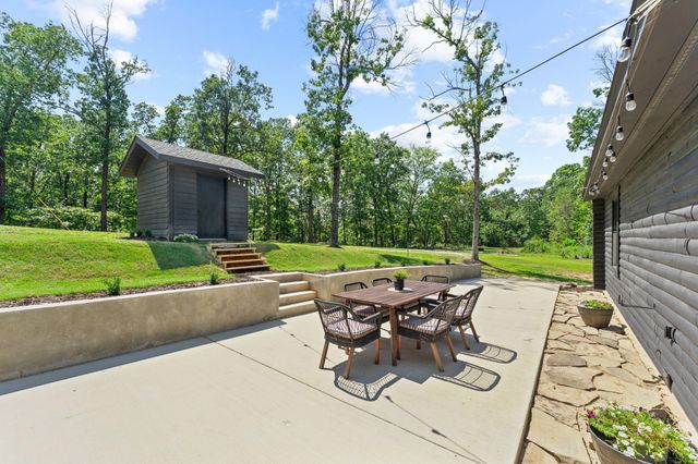 55 Swan Lane, Pineville, MO 64856