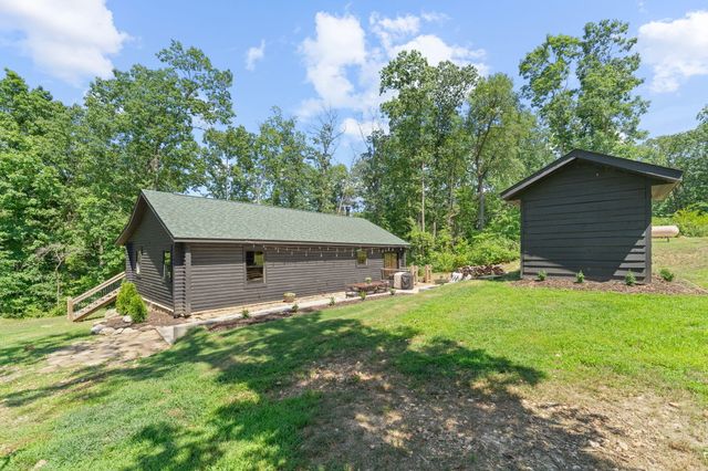 55 Swan Lane, Pineville, MO 64856