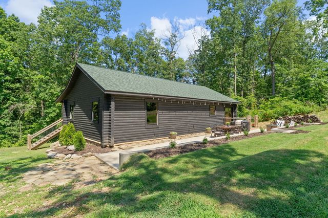 55 Swan Lane, Pineville, MO 64856