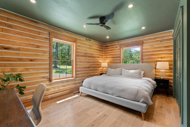 55 Swan Lane, Pineville, MO 64856