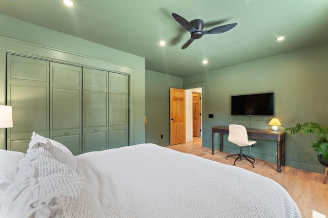 55 Swan Lane, Pineville, MO 64856