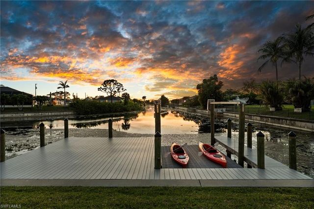 1808 SW 8th PL, Cape Coral, FL 33991