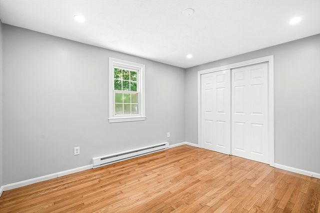 18 Adams St, Plymouth, MA 02360