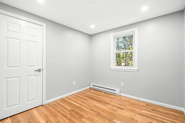18 Adams St, Plymouth, MA 02360