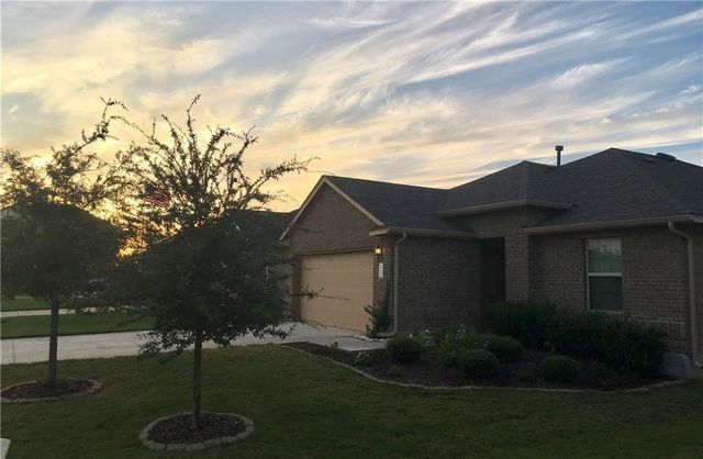 112 Beargrass DR, Kyle, TX 78640