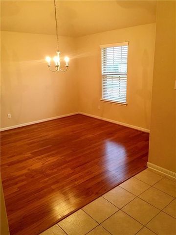 112 Beargrass DR, Kyle, TX 78640