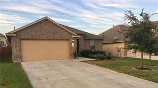 112 Beargrass DR, Kyle, TX 78640