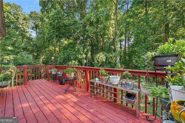 2374 Whites Ridge, Decatur, GA 30034