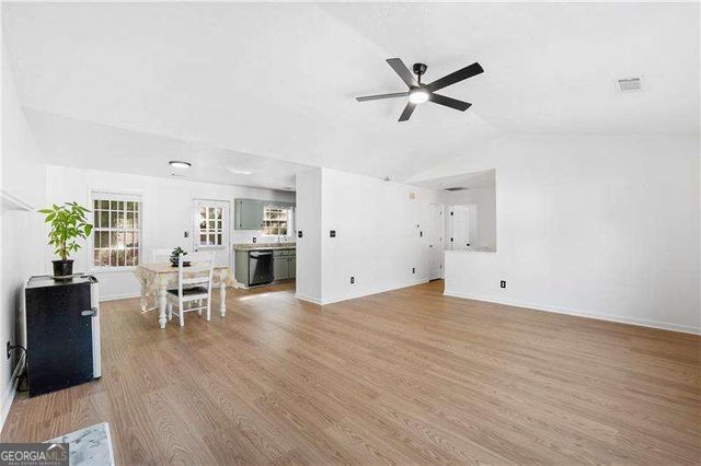 2374 Whites Ridge, Decatur, GA 30034
