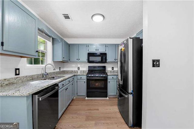 2374 Whites Ridge, Decatur, GA 30034