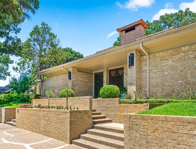 701 Woodland Hills Drive, Tyler, TX 75701